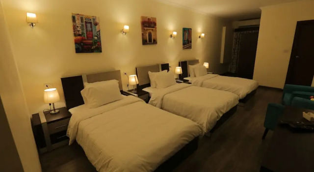 Трёхместный номер Standard Pyramid Edge Hotel & Exclusive Pyramids View Rooftop