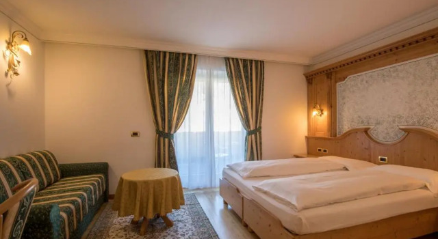 Трёхместный номер Comfort Hotel Chalet allImperatore