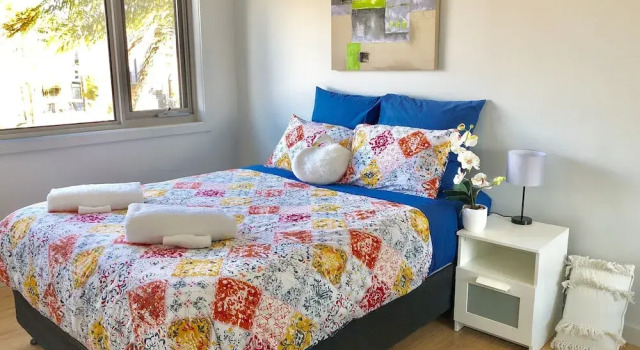 Jewel In the West 48A, Забронировать Дом для отпуска Фэрфилд Sydney Region