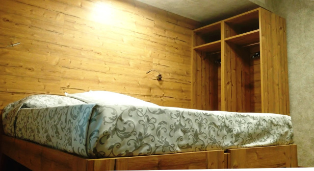 Bed & Rooms , Apartments Corte Rossa, Buchen Sie Bed & Breakfast Hotels in Veltlin mit Parkplatz, Parkplätze