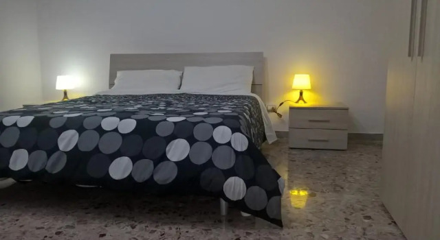 Ercole in riposo, Prenota Hotel Caserta 