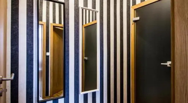 Stylish Apartments close to Eden Garden, Забронировать Апартаменты/квартира Отели Праги с парковкой, рядом с Намести Миру, Парковка