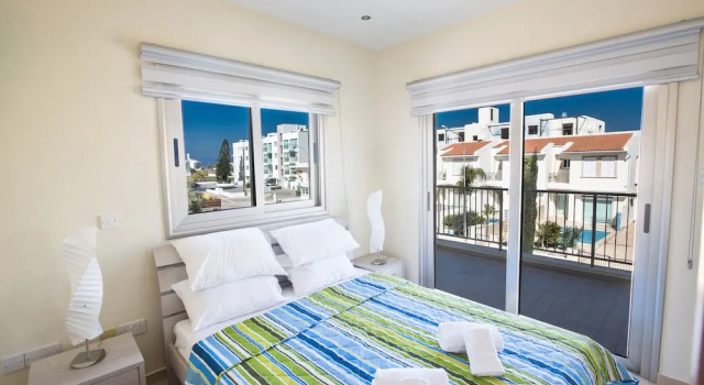 Vila 4 pokoje a výhledem do zahrady Protaras Holiday Villa Dv1