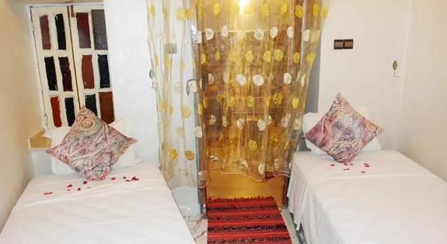 Full Moon Hostel