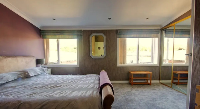 Thistle Apartment