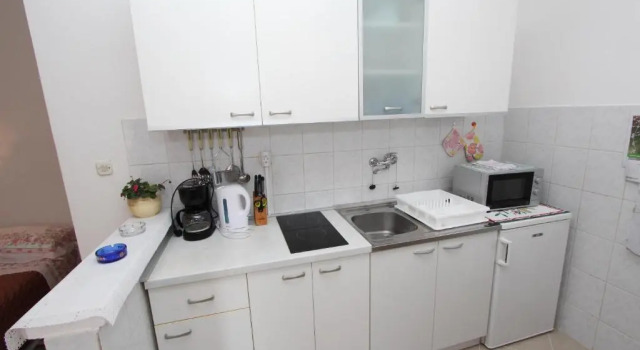 Апартаменты Comfort c 1 комнатой с балконом Apartments Eni