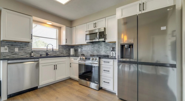 Коттедж Florida Vacation Rental w/ Enclosed Porch!