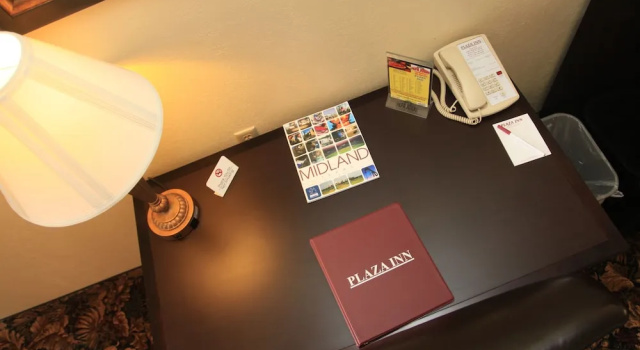 Двухместный номер Standard Plaza Inn Midland