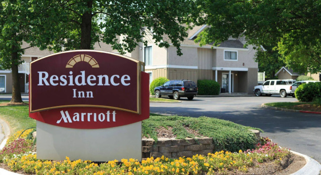 Residence Inn by Marriott Nashville Airport, Prenota Hotel Hotel a Tennessee con piscina, Piscina