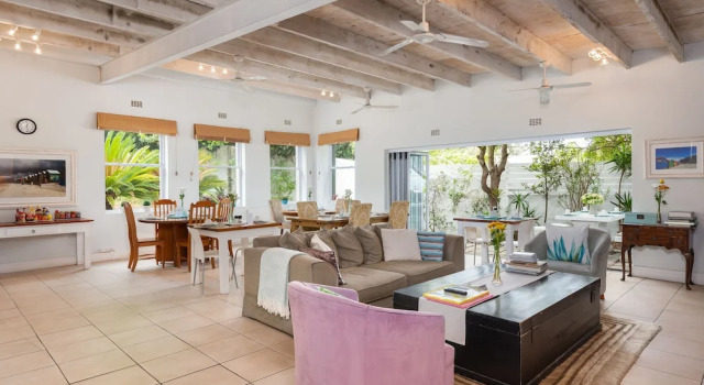 Семейный номер Standard c 1 комнатой с видом на бассейн L X I Camps Bay