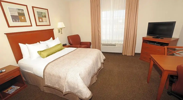 Двухместный люкс c 1 комнатой Candlewood Suites Radcliff - Fort Knox by IHG