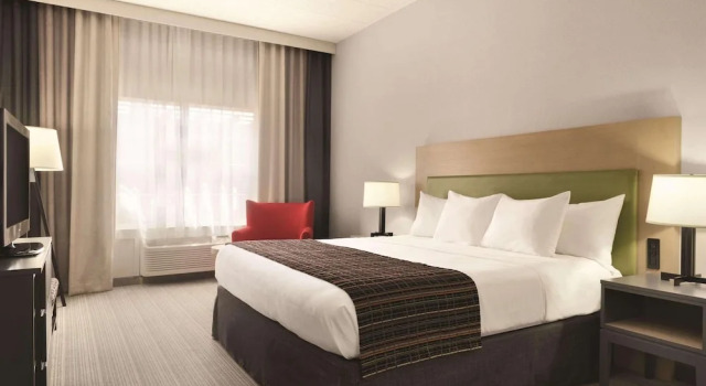 Двухместный номер Standard Country Inn & Suites by Radisson, Coralville, IA