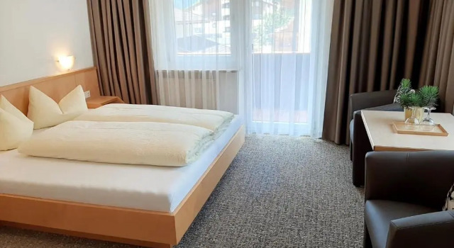 Четырёхместный номер Standard Hotel Garni Bergland