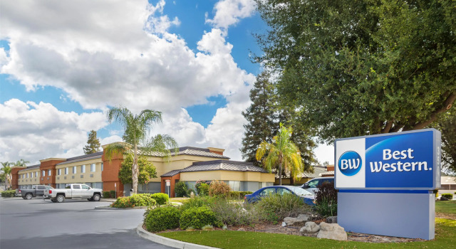 Best Western Plus Porterville Inn, Varaa Hotelli Porterville Kalifornia