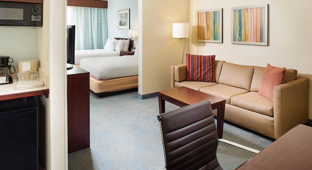 Четырёхместный люкс Executive SpringHill Suites by Marriott Manchester-Boston Regional Airport