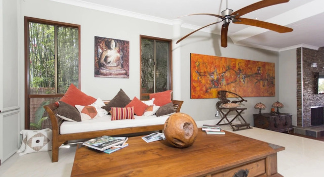 Bali Island Villa in Surfers Paradise, Забронировать Вилла Виллы Голд-Кост, рядом с Пляж Баддс, Вилла