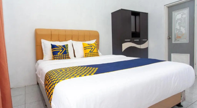 Habitación doble Estándar SPOT ON 2830 Azka Guest House Syariah