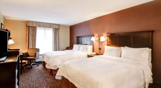 Четырёхместный номер Standard Hampton Inn Sudbury, Ontario