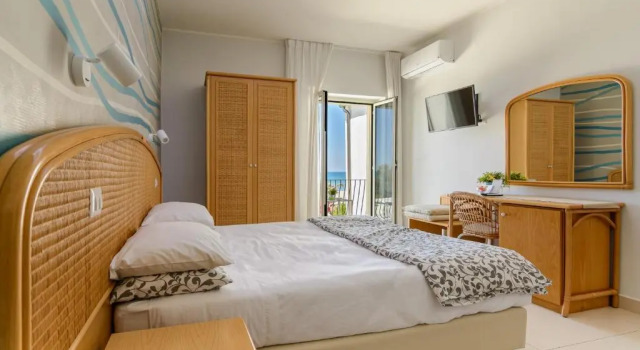 Двухместный номер Standard с видом на море Hotel Mandetta