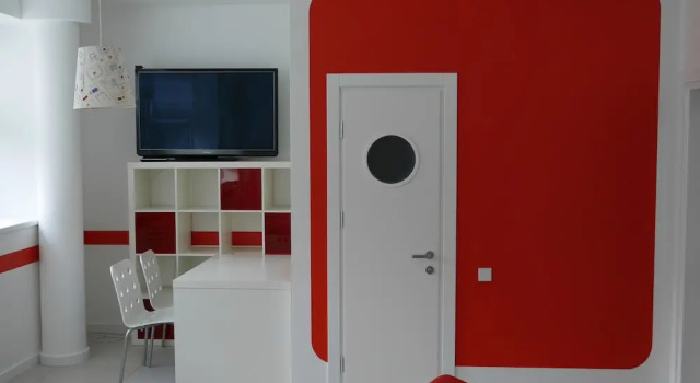 Stockholm Studios, Book Hotel 3-stjernede hoteller i Irpin, 3*