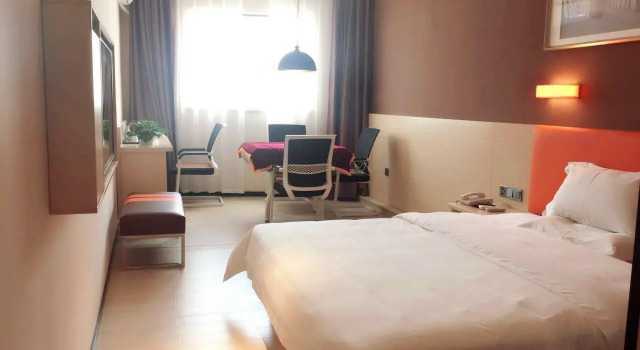 Люкс 7 Days Premium·Yiyang Taohualun Xi Road
