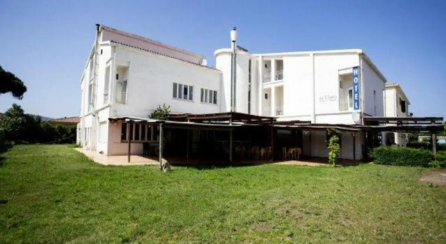 Четырёхместный номер Standard HOTEL Al FARO , SPIAGGIA LA CINTA ,SAN TEODORO