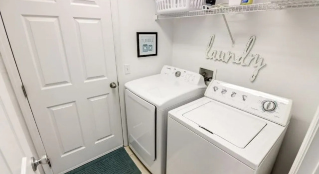 Beautiful Pool Area Gated Community! 4 Bedroom Home