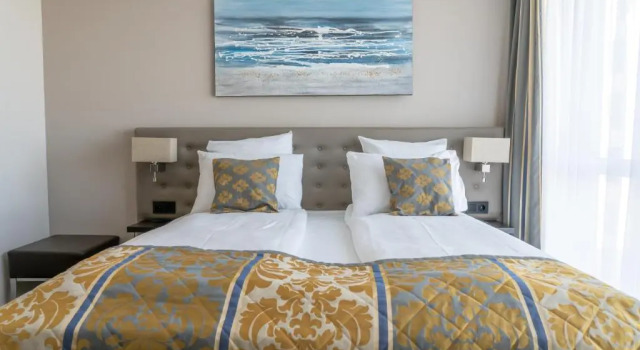 Люкс Hotel Swiss Star