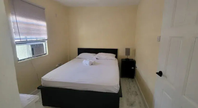 Апартаменты Economy Oceanview Suites