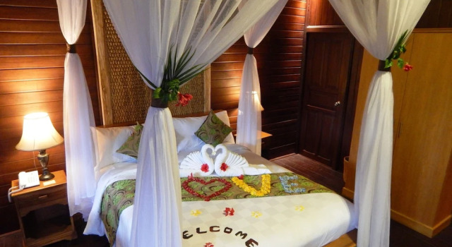 Люкс с балконом Kinaara Resort & Spa