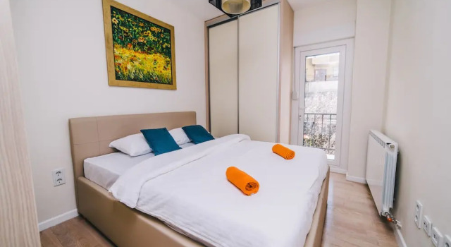 Modern Apartment Near Cathedral -best Location