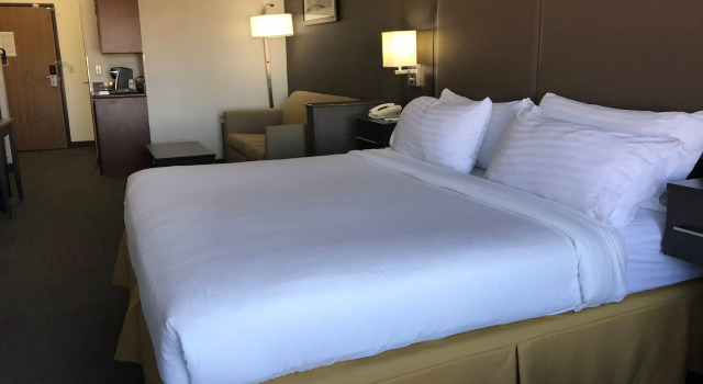 Двухместный люкс Holiday Inn Express & Suites Barstow - Route 66 by IHG