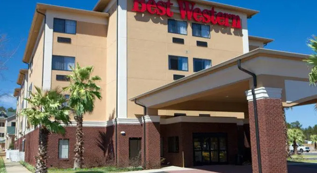 Кровать в общем номере Sleep Inn & Suites North Mobile Saraland