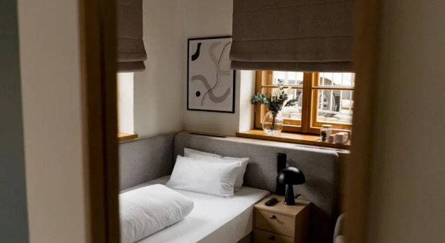 Standart oda Bob W Munich Airport - Peterhof