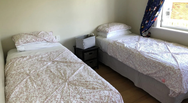 Коттедж с 3 комнатами Lakeview Small Studio