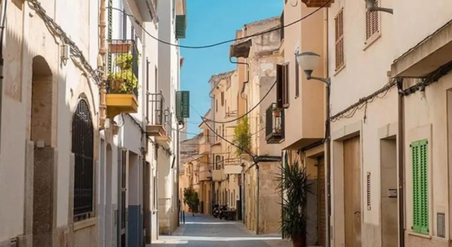 Town House Ca Na Mabel in Sa Pobla, Rezerwuj Hotel Hotele w Majorka z basenem, Basen