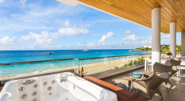 Апартаменты Superior Meads Bay Beach Villas