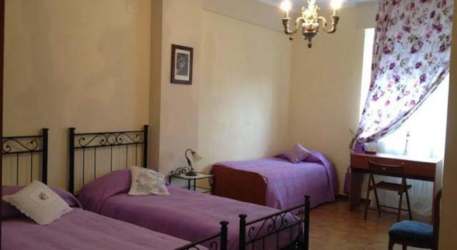 Vacanze Senesi, Забронировать Отель Сиена Siena Area, рядом с Национальный музей этрусской археологии