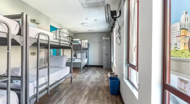 Кровать в общем номере (мужской номер) HI Los Angeles Santa Monica Hostel