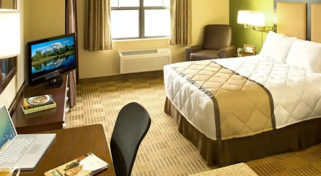 Homestead Studio Suites Miami Airport Doral, Забронировать Отель Дорел Майами-Бич, рядом с Музей Северной и Южной Америки
