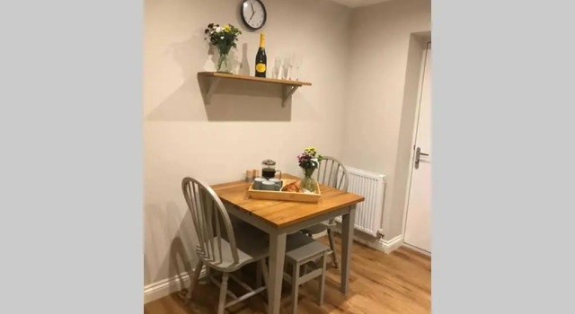 Cavendish Court, Book Hotel Slingsby North Yorkshire