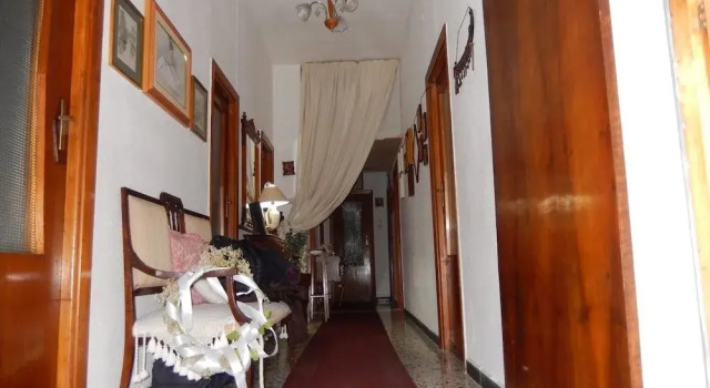 B&B Casa Mira, Забронировать Отель «постель и завтрак» Кальяри Южная Сардиния, рядом с Национальный археологический музей
