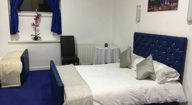 Halifax Hotel Inn, Забронировать Отель Отели Галифакса с завтраком, рядом с Центр искусств Square Chapel, Завтраки