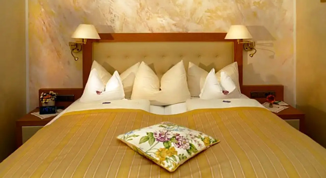 Семейные апартаменты Hotel Krone Igelsberg