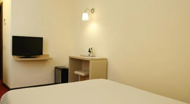 Single room Capitol Hotel