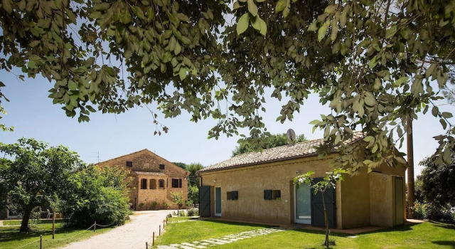 Tenuta del Viandante, Book Hotel Hoteller i Filottrano med parkering, Parkering