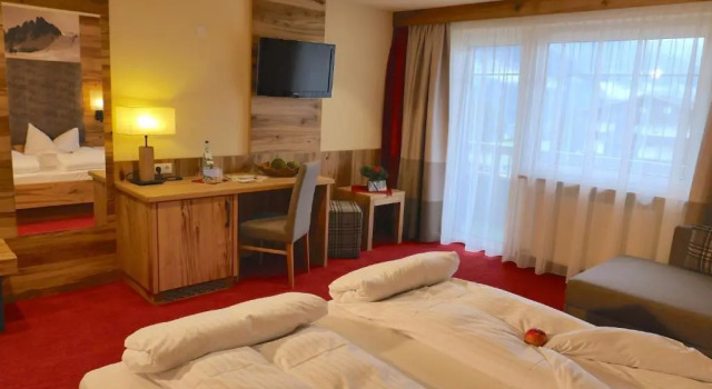 Номер Superior Kohlerhof - 4 Star Wellness & Active Hotel