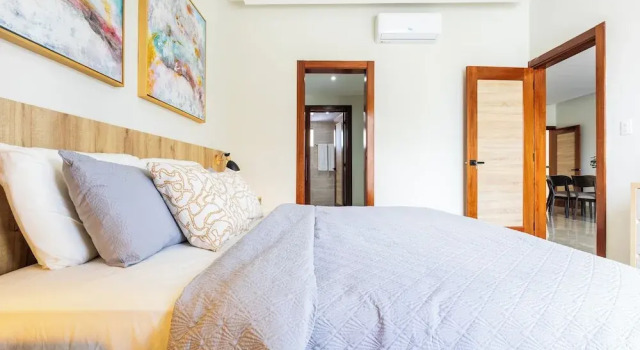 Апартаменты Luxury Tropical 2BR Retreat - Terrace, BBQ and Pool