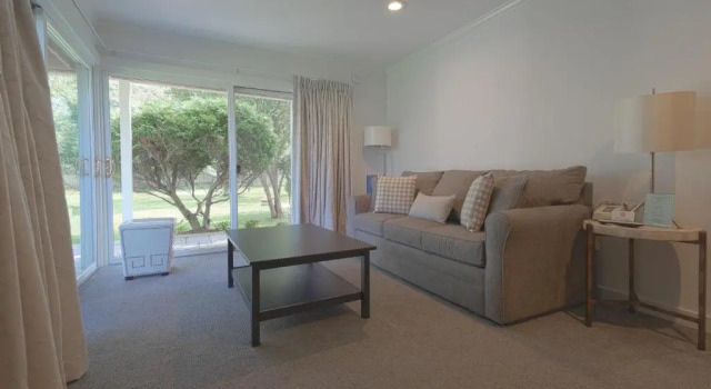 Люкс Deluxe East Hampton House Resort