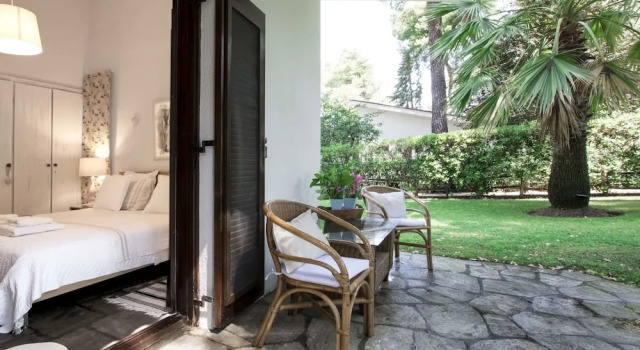 Villa Irini by JJ Hospitality, Забронировать Вилла Отели Македонии с бассейном, Бассейн